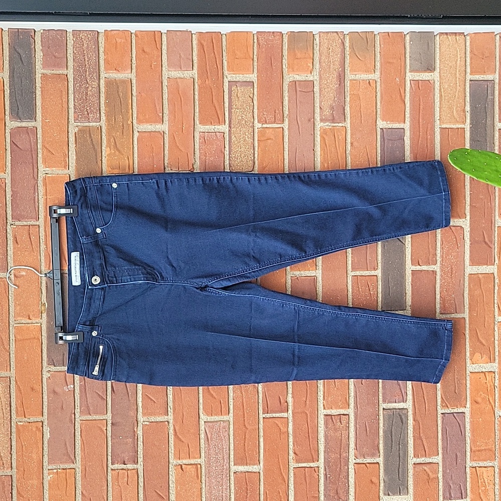 Chico jeans ankle/cropped pants